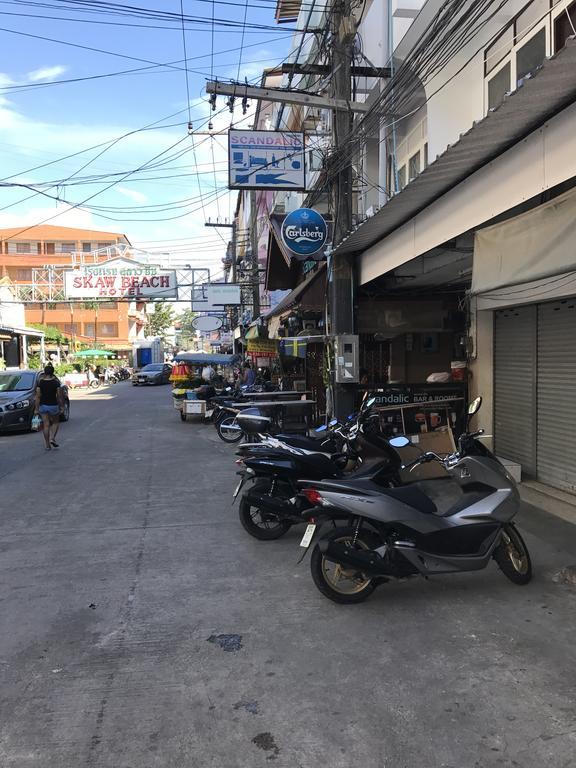 Scandalic Bar And Guest House Pattaya Exterior foto